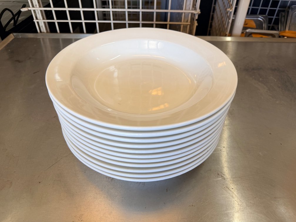 (X's 11) Clinton-RE Wide-Rim Porcelain Bowls