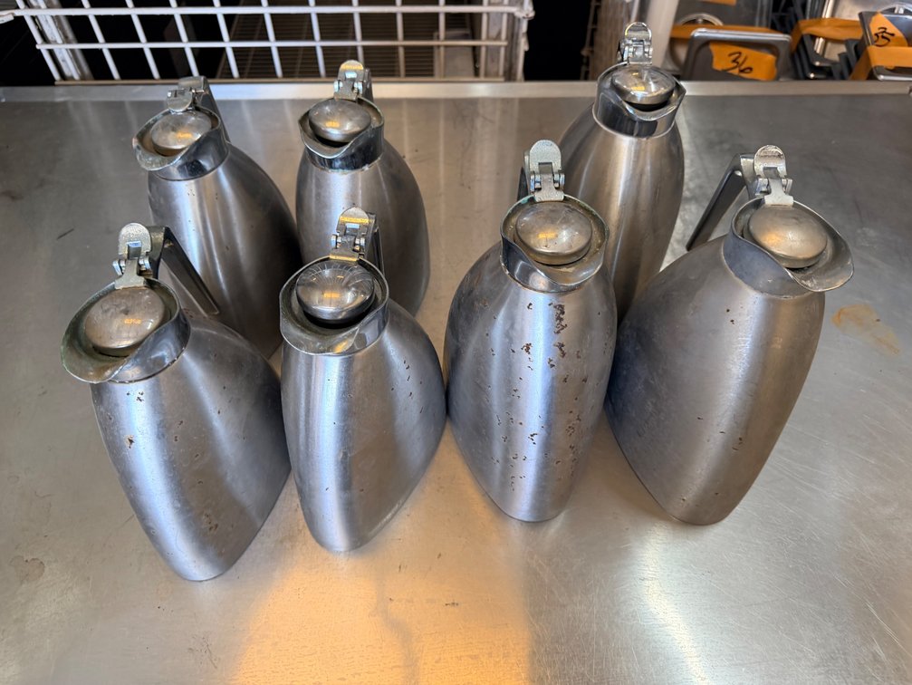 (X's 7) Spring Vacuum-Insulated Beverage Servers – Two Sizes