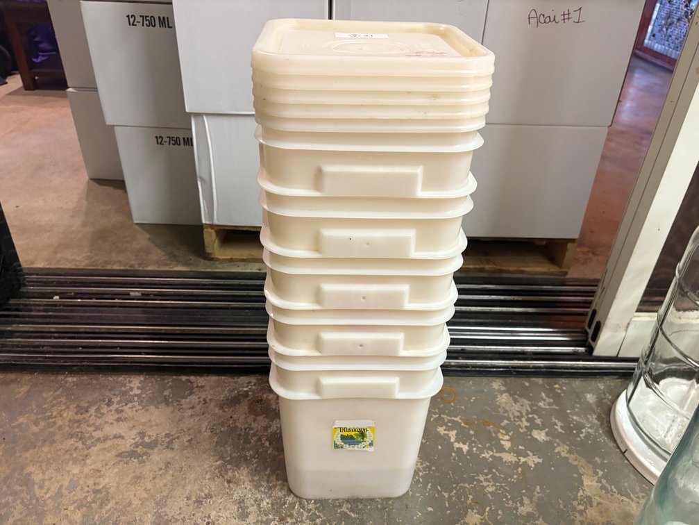 Lot of (5) 4 gallon buckets