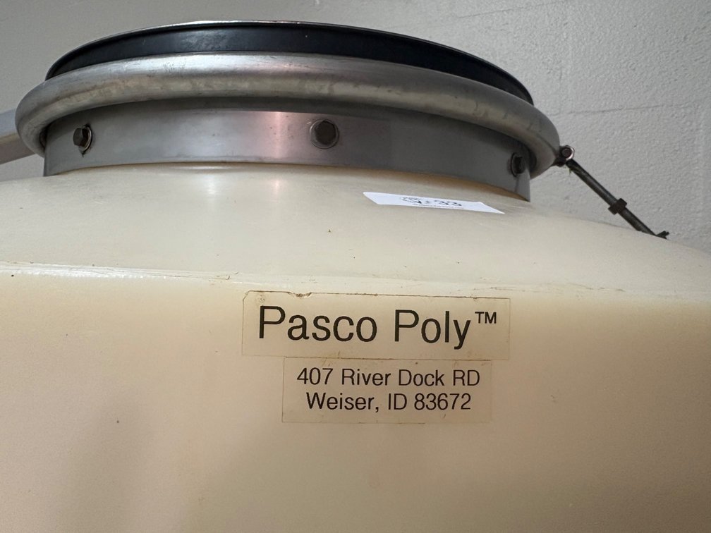 Pasko Poly 225 gallon fermentation tank with stand