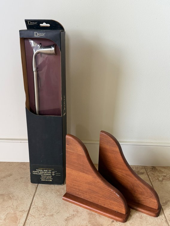 Solid Wood Bookshelf Supports & Towel Bar
