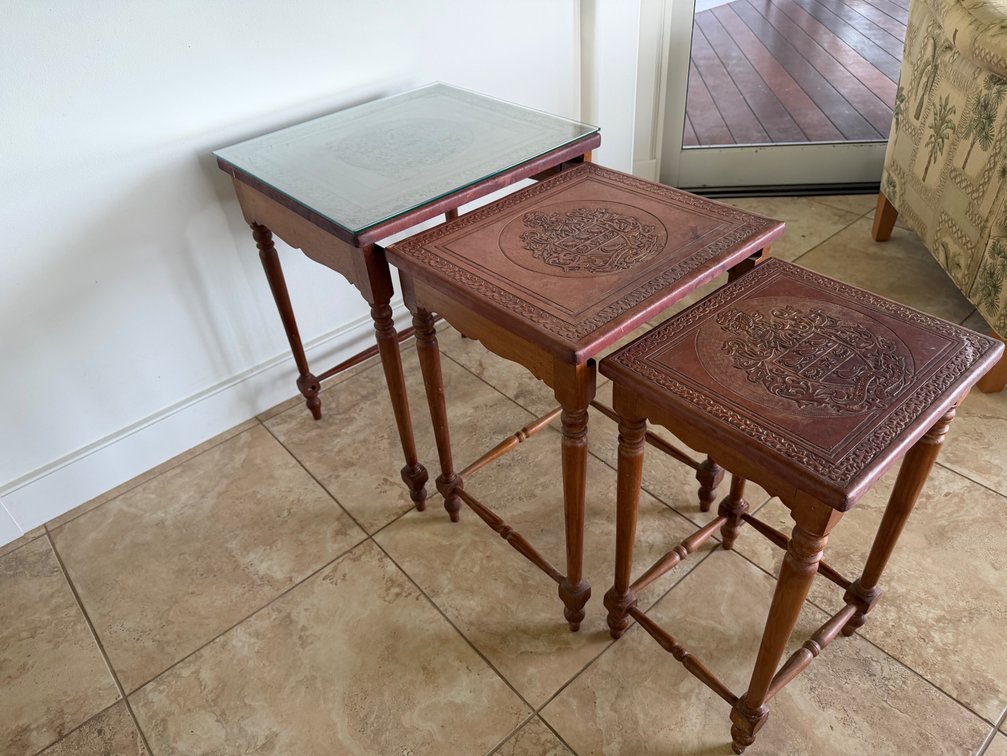 Leather Top Wooden Nesting Tables Deus Fortitudo Mea Et Salus