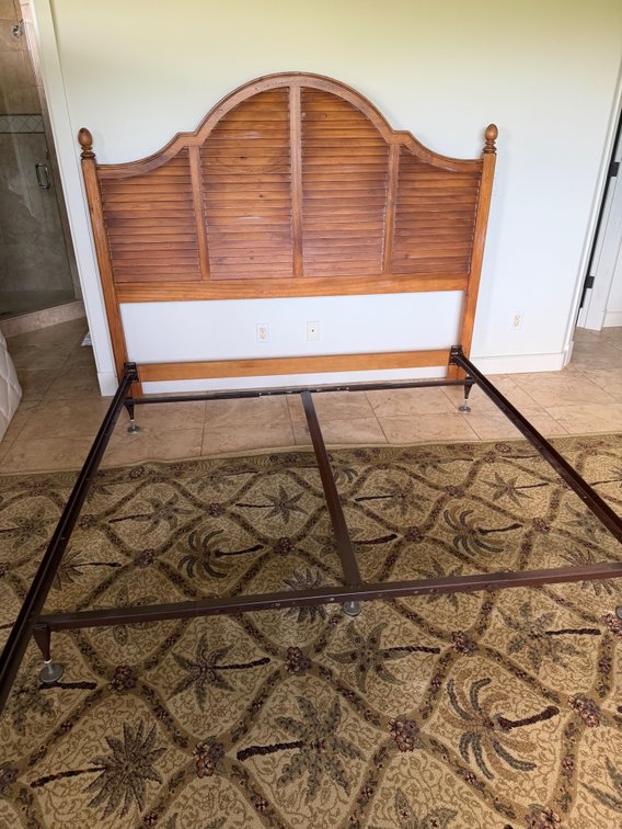 Drexel Heritage King Size Bed Frame with Headboard