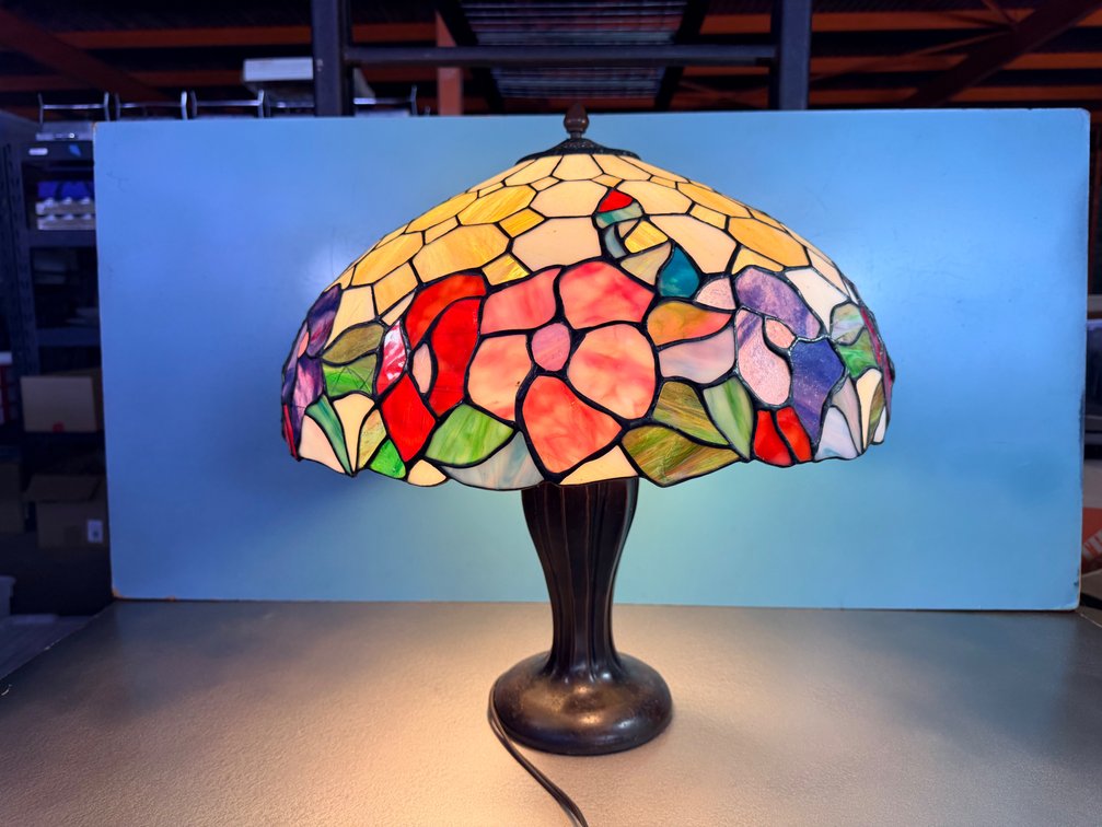 Stained Glass Style Table Lamp with Floral Design