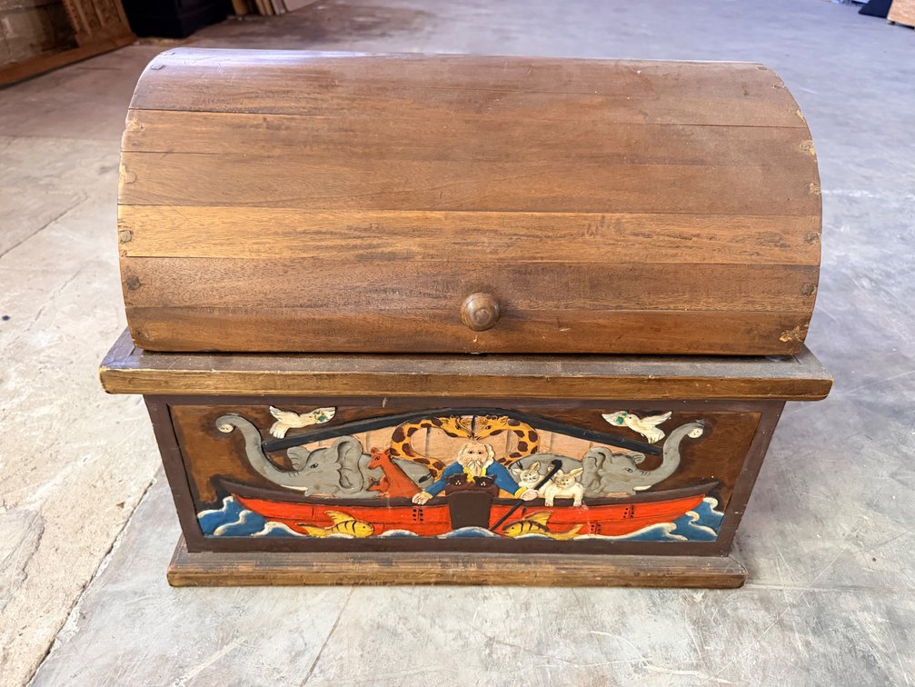 Wooden Noah’s Ark Storage Chest