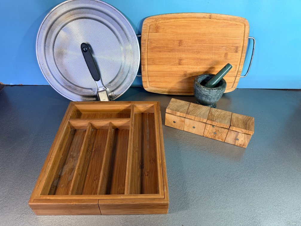 Bamboo Kitchen Accessories Assortment