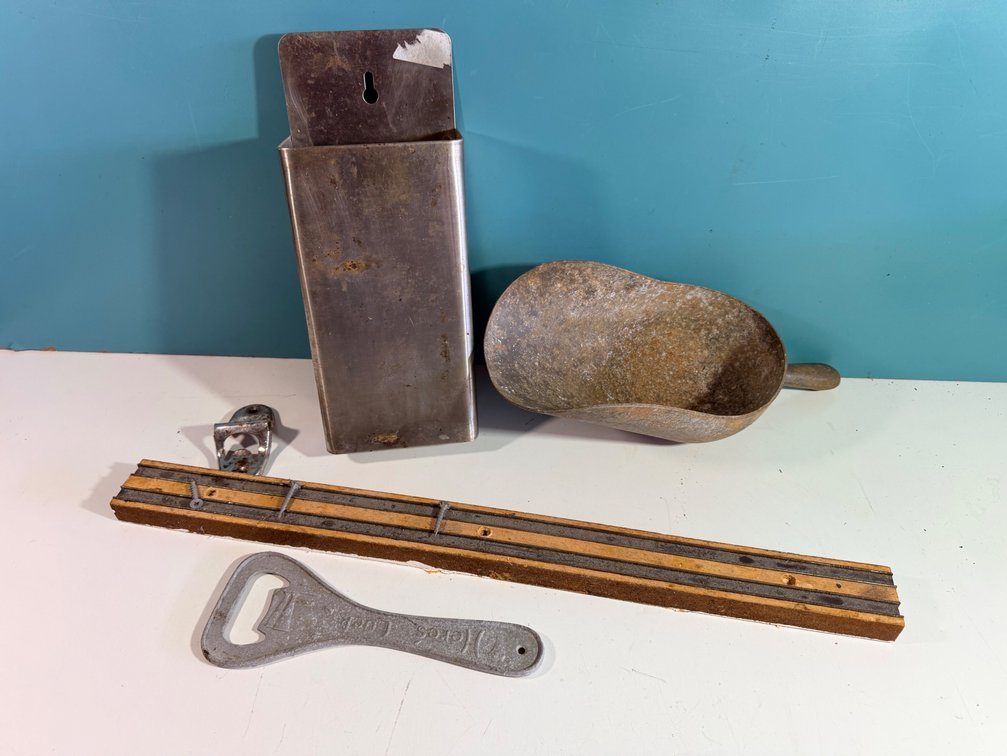 Assorted Bar Tools