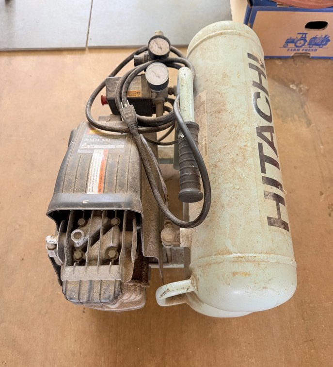 Hitachi Air Compressor
