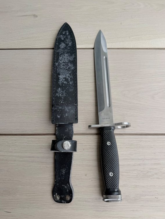 Knife with Sheath