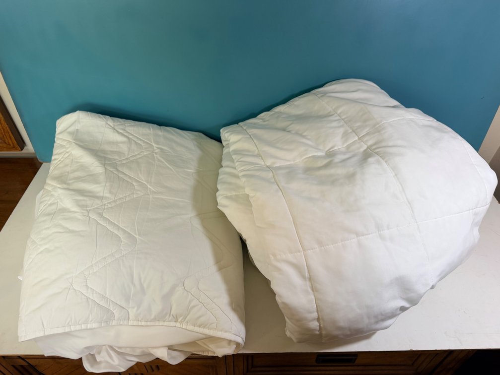 (X's 2) Queen Size Mattress Covers