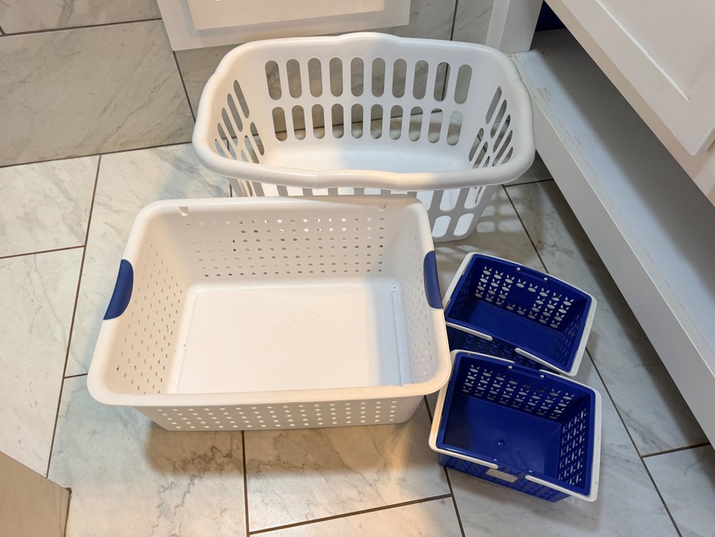 Laundry Baskets & Storage Bins