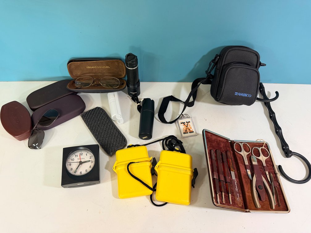Travel & Personal Accessories Lot