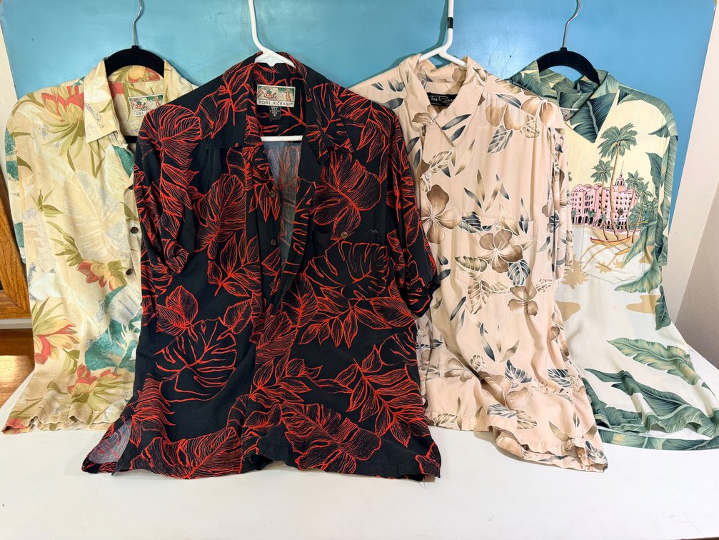 (X's 4) Tori Richard Aloha Button-Down Shirts - Size Medium