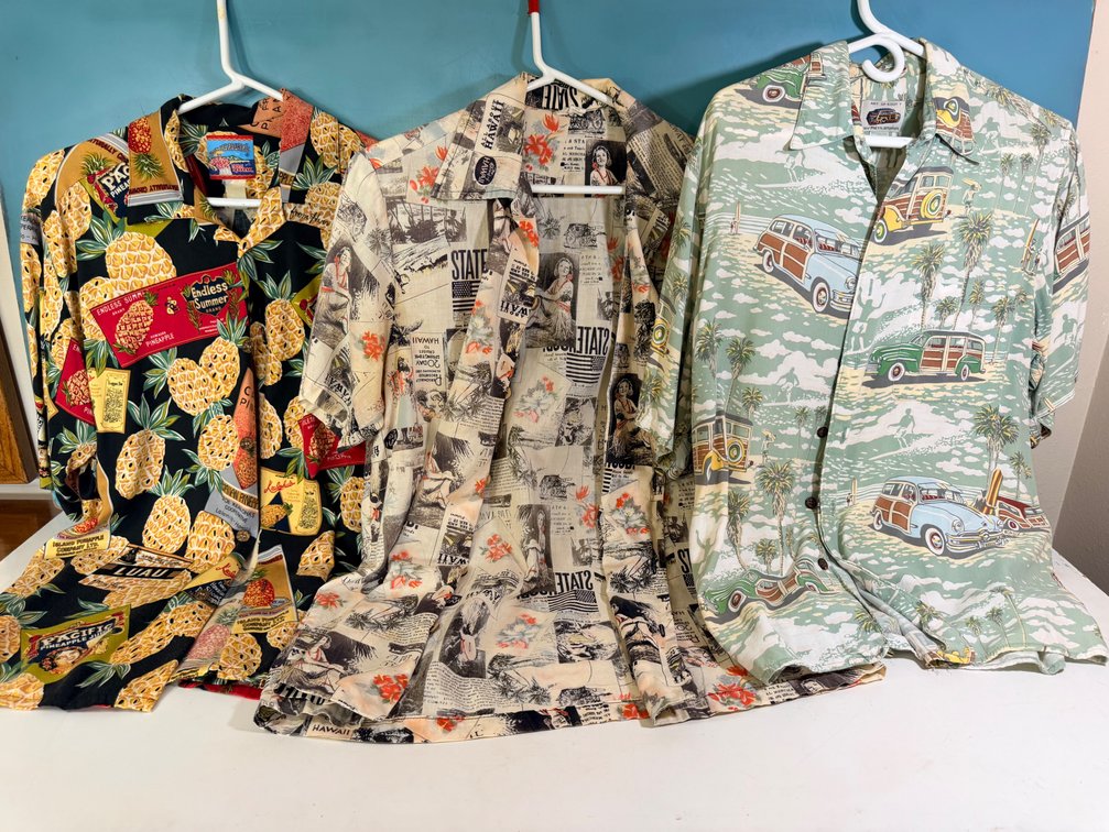 (X's 3) Men's Hawaiian Aloha Button-Down Shirts - Size Medium