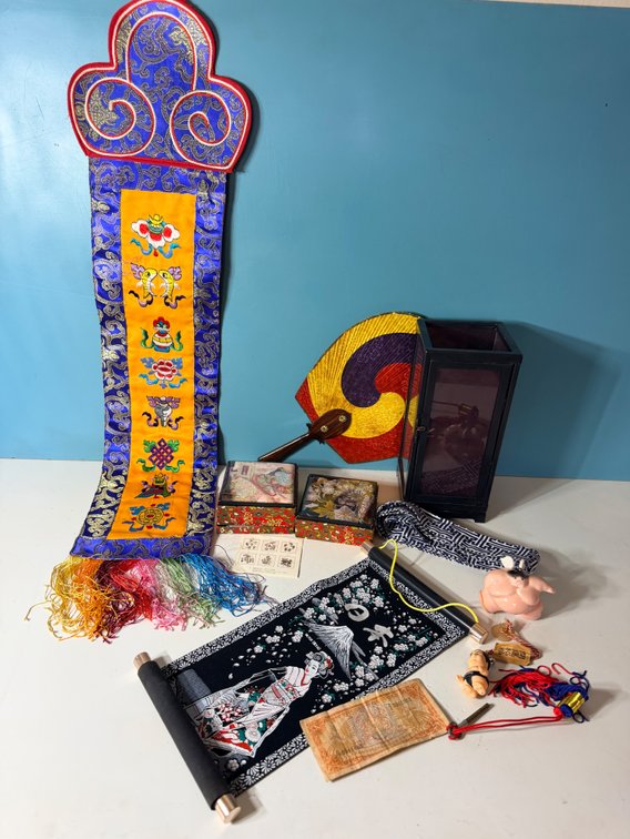 Asian Décor & Souvenir Collection