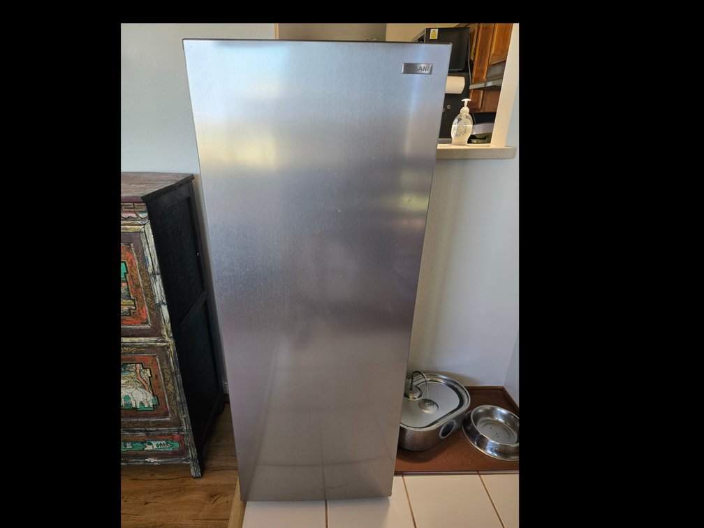 Vissani Freezer