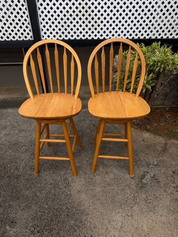(X’s 2) Tall Swivel Bar Stools