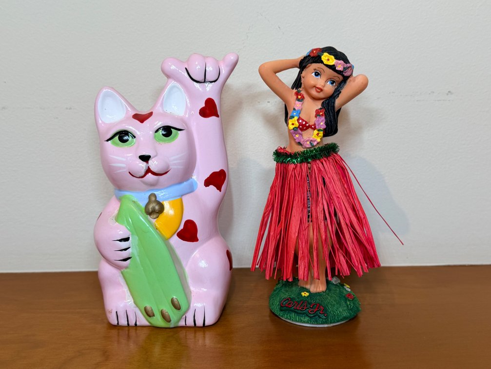 Hawaiian Shaka Cat & Hawaiian Hula Girl Figurine
