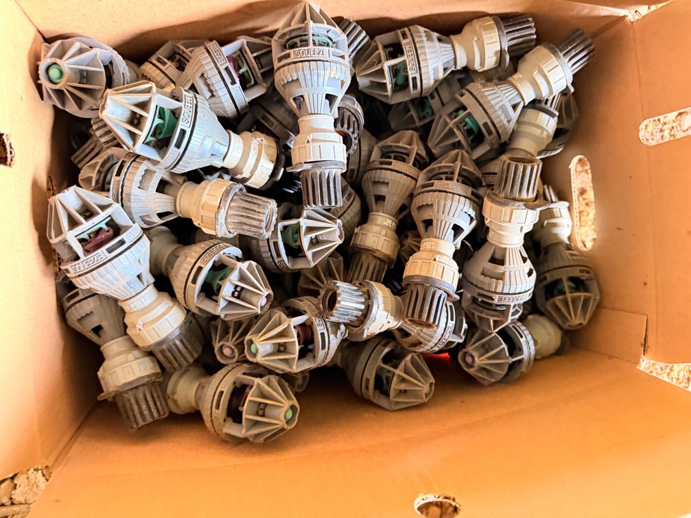Irrigation Pressure-Regulating Sprinkler Heads