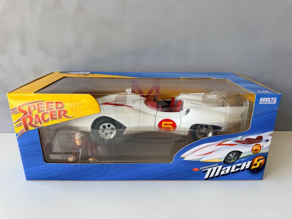 Silver Screen Machines "Speed Racer" Mach 5 1:18 Scale Die-Cast Replica with Speed Racer Figure