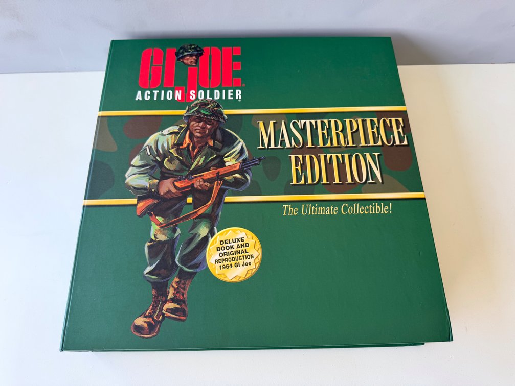 Hasbro G.I. Joe Action Soldier Masterpiece Edition Gift Set with Book & 12" Figure