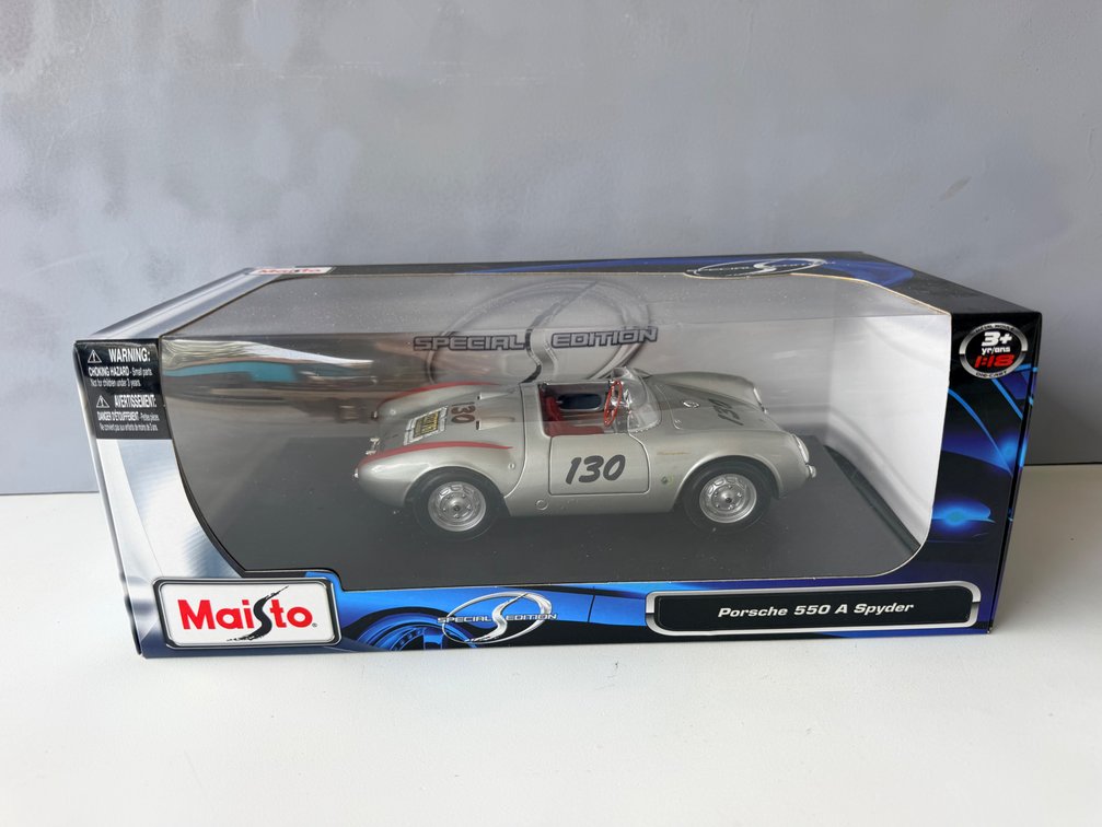 Maisto Special Edition Porsche 550 A Spyder 1:18 Scale Die-Cast Model