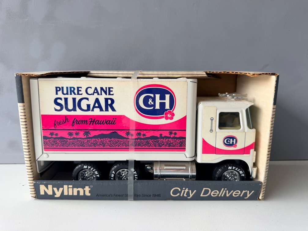 Nylint C&H Pure Cane Sugar City Delivery Steel Toy Truck with Original Box