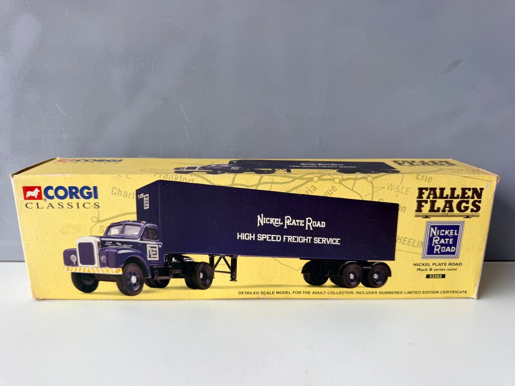Corgi Classics Fallen Flags Nickel Plate Road Mack B Series Semi Truck & Trailer No. 52303