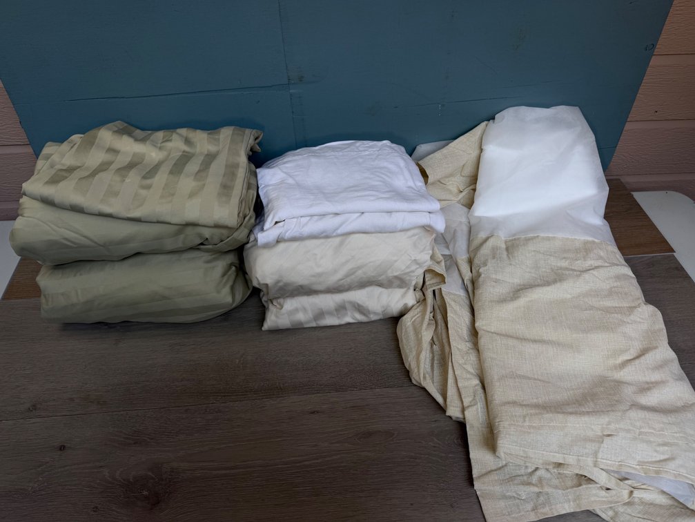 Tommy Bahama Bed Skirt and King Sheet Sets