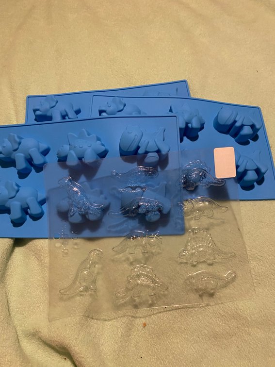 (X's 3) Dinosaur Chocolate Molds