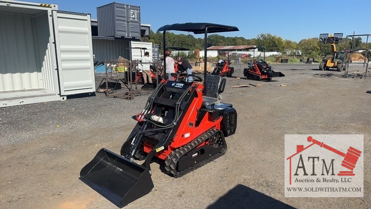 NEW Vorx NL390 Mini Loader