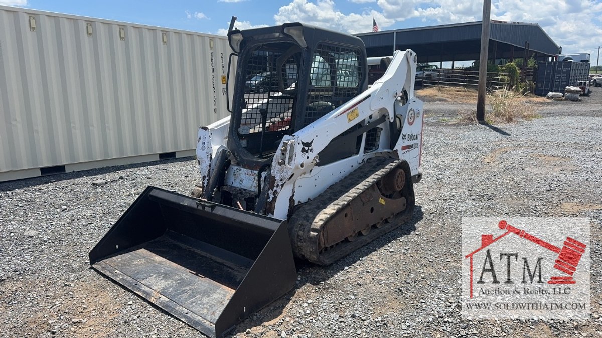 2015 Bobcat T590 Loader
