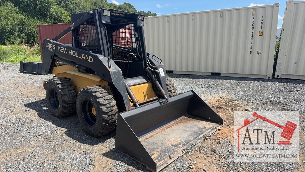 1998 New Holland LX865 Loader