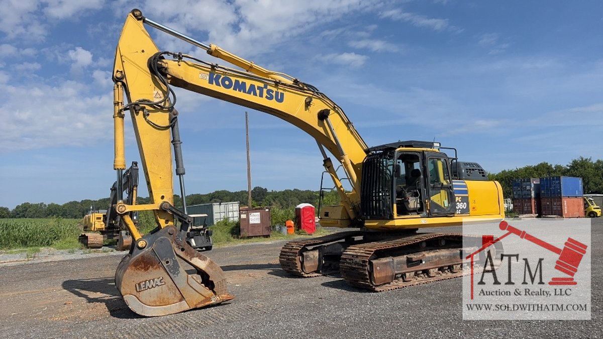 2017 Komatsu PC360LC-11 Excavator