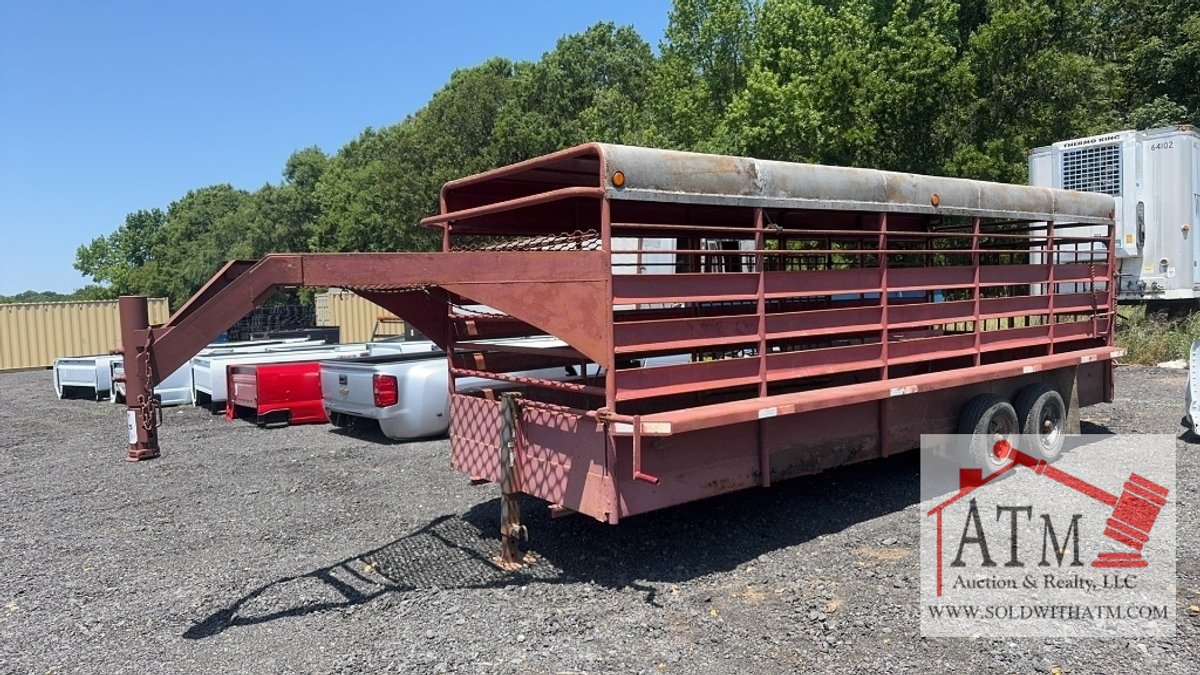 Gooseneck Stock Trailer 7' x 12' (No Title)
