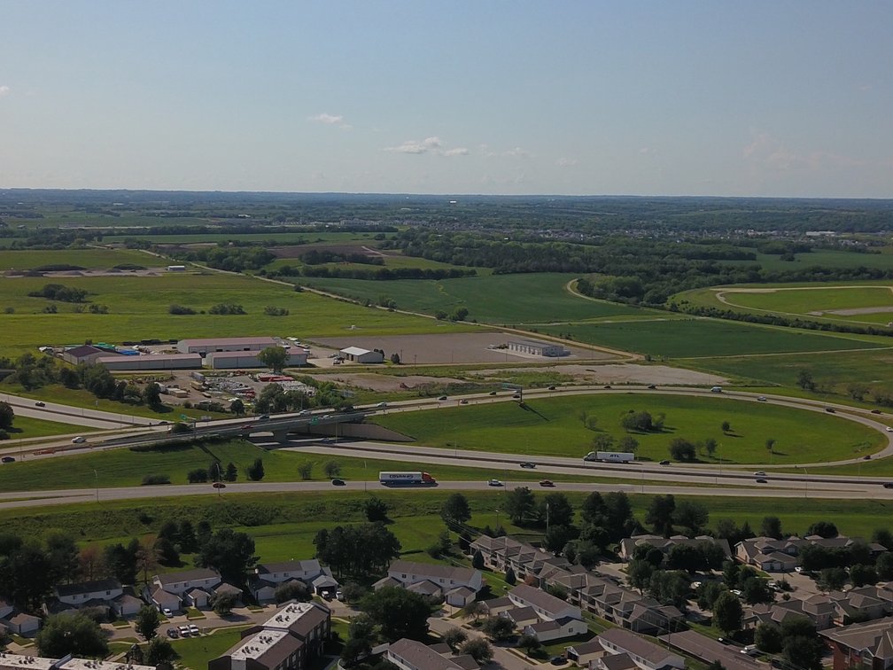 Image for TREMENDOUS HIGH VISIBILITY COMMERCIAL PROPERTY NO RESERVE LIVE AUCTION