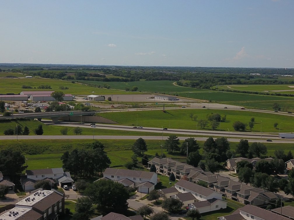 Image for TREMENDOUS HIGH VISIBILITY COMMERCIAL PROPERTY NO RESERVE LIVE AUCTION