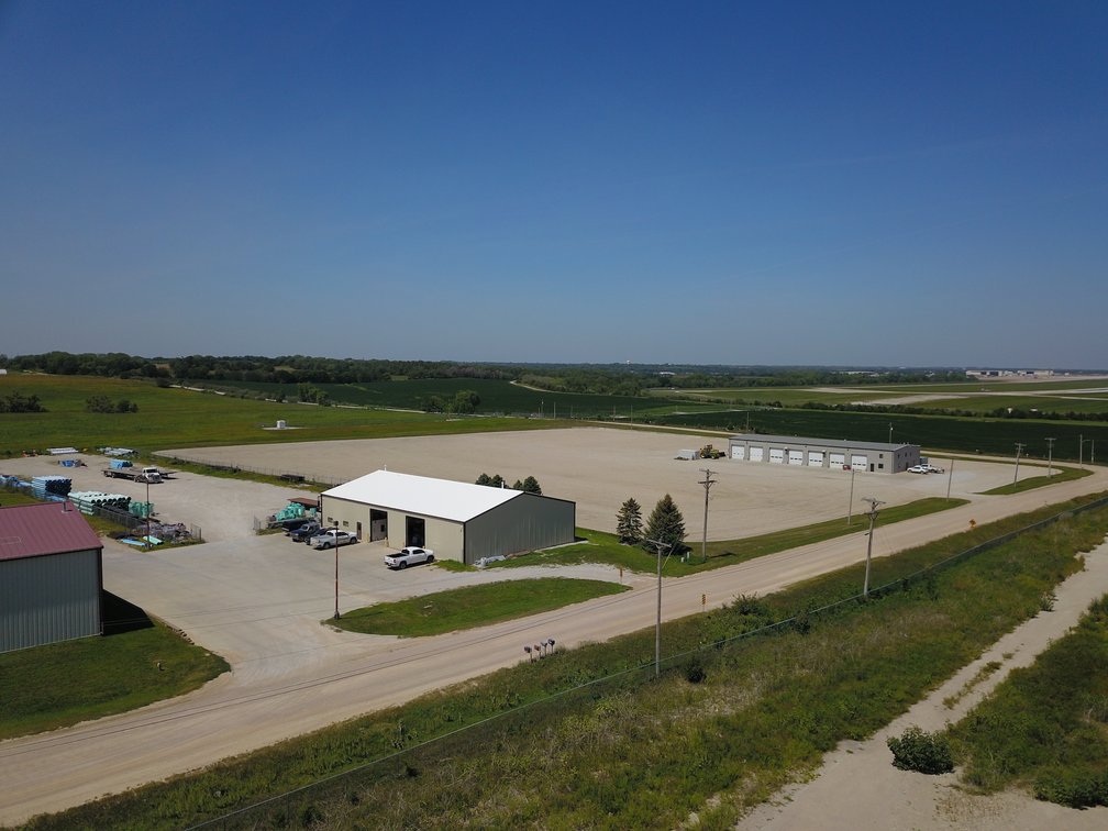 Image for TREMENDOUS HIGH VISIBILITY COMMERCIAL PROPERTY NO RESERVE LIVE AUCTION
