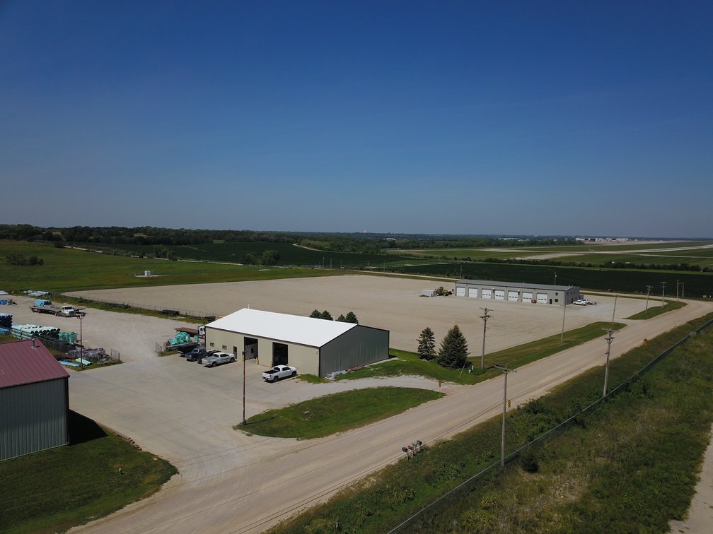 Image for TREMENDOUS HIGH VISIBILITY COMMERCIAL PROPERTY NO RESERVE LIVE AUCTION