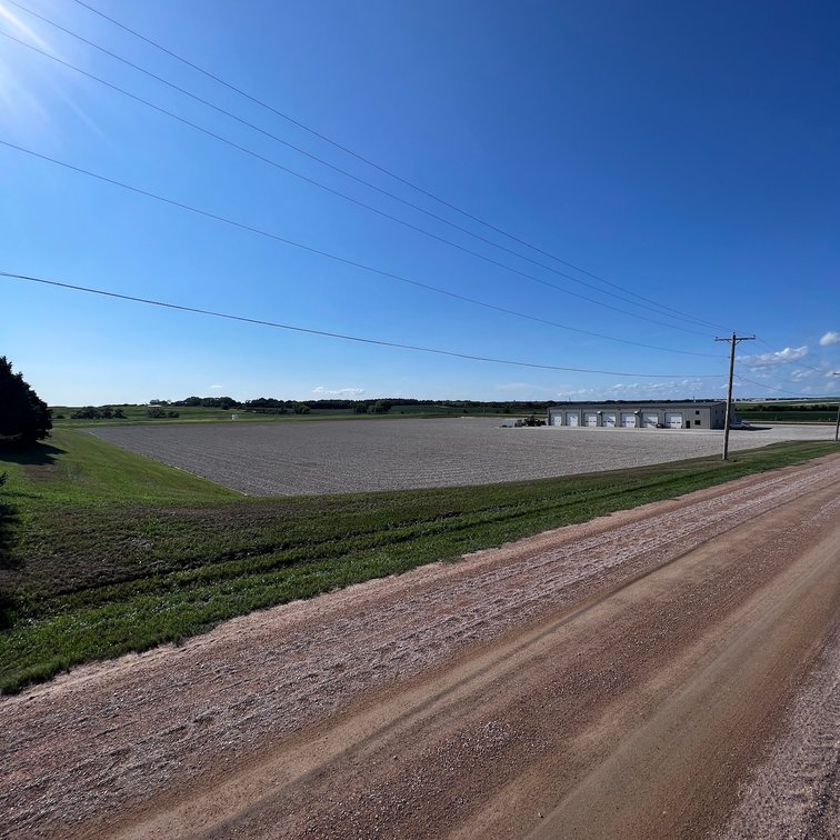 Image for TREMENDOUS HIGH VISIBILITY COMMERCIAL PROPERTY NO RESERVE LIVE AUCTION
