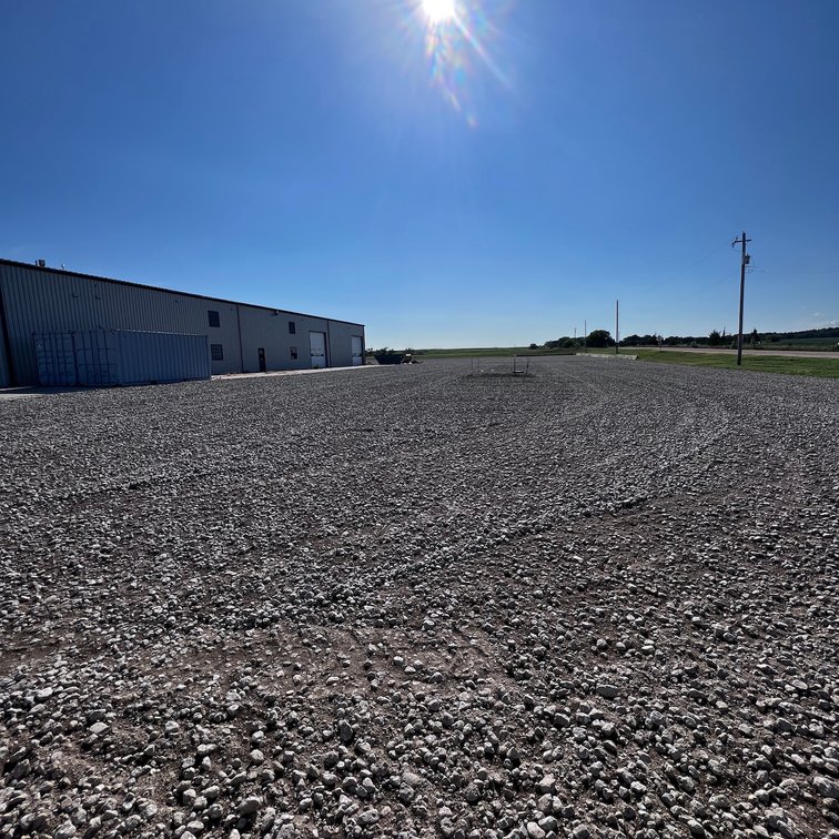 Image for TREMENDOUS HIGH VISIBILITY COMMERCIAL PROPERTY NO RESERVE LIVE AUCTION