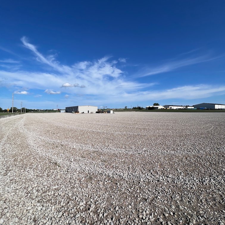 Image for TREMENDOUS HIGH VISIBILITY COMMERCIAL PROPERTY NO RESERVE LIVE AUCTION