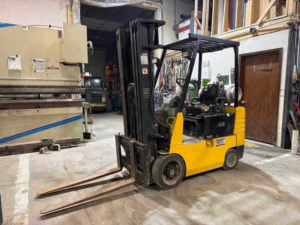 Caterpillar GC18 3,500 lb. LP Gas Forklift