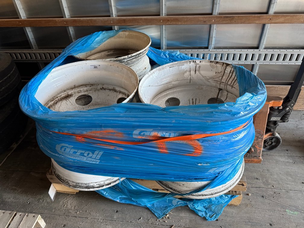 (7) 10-Bolt Truck Rims