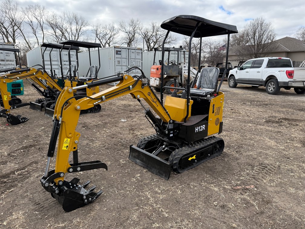 Unused 2026 CFG Industrial H12R Hydraulic Mini Excavator - Gasoline