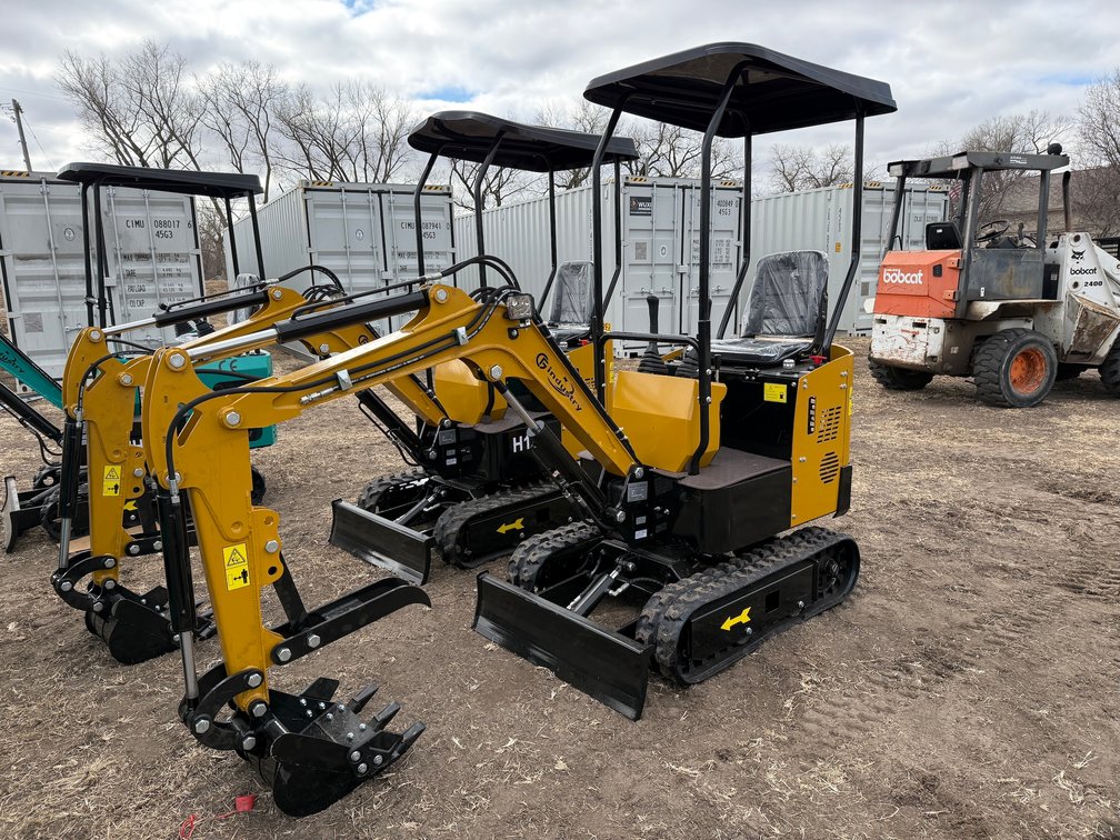 Unused 2025 CFG Industrial H12R Hydraulic Mini Excavator - Gasoline