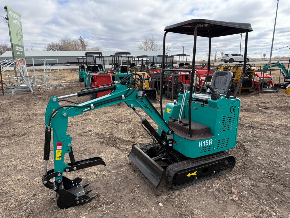 Unused 2026 CFG Industrial H15R Hydraulic Mini Excavator - Gasoline
