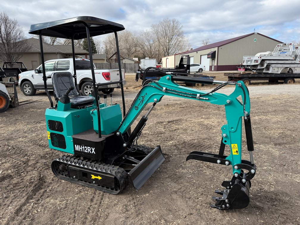 Unused 2025 CFG Industrial MH12RX Hydraulic Mini Excavator - Gasoline