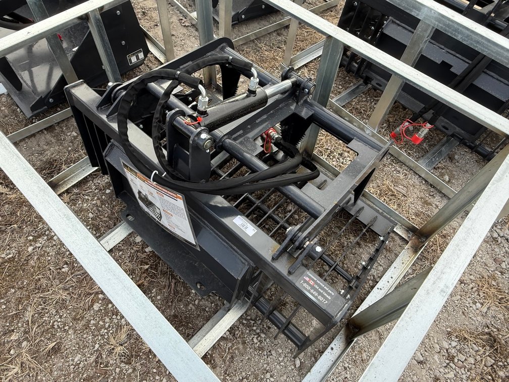 Unused LandHonor MRB-72-44W Mini Skid Steer Rock Grapple Attachment