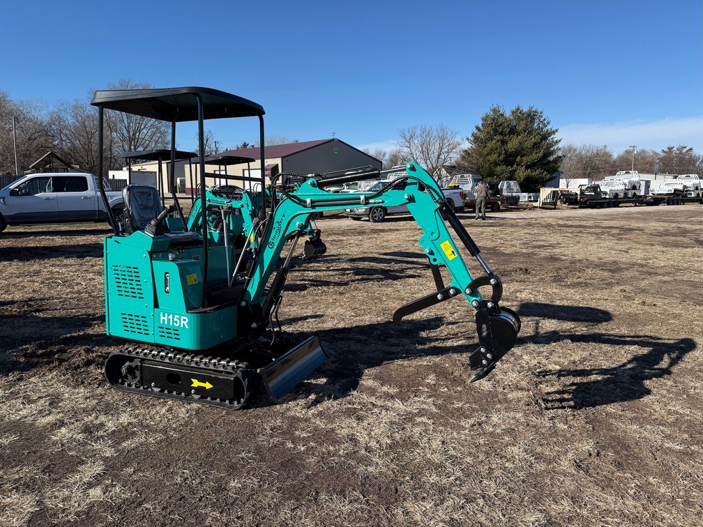 Unused 2025 CFG Industrial H15R Hydraulic Mini Excavator - Gasoline